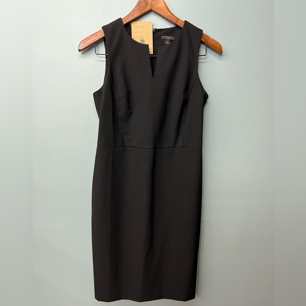 Ann Taylor fitted suiting dress